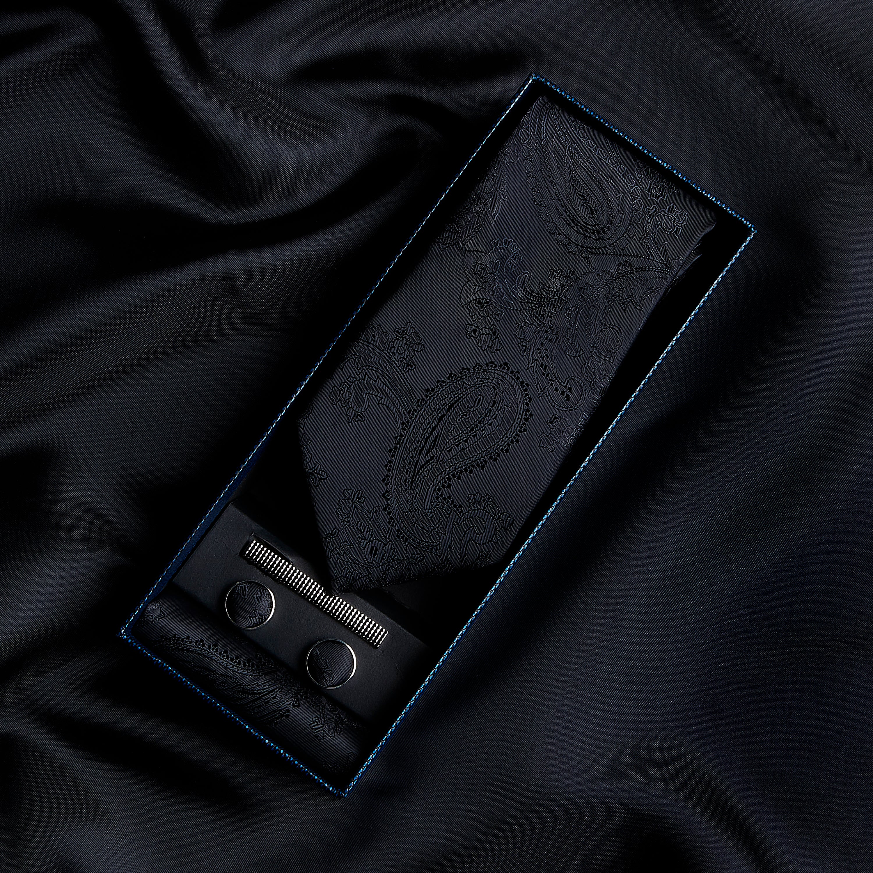 Paul Andrew - Black Paisley Tie Set