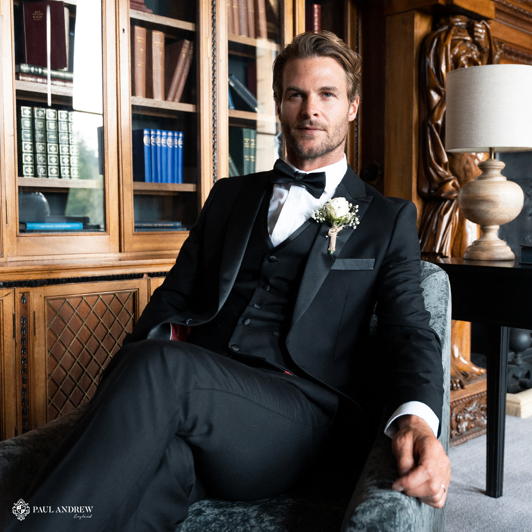 Three-Piece vs. Two-Piece Suits: Which Offers More Versatility for Wedding Attire?