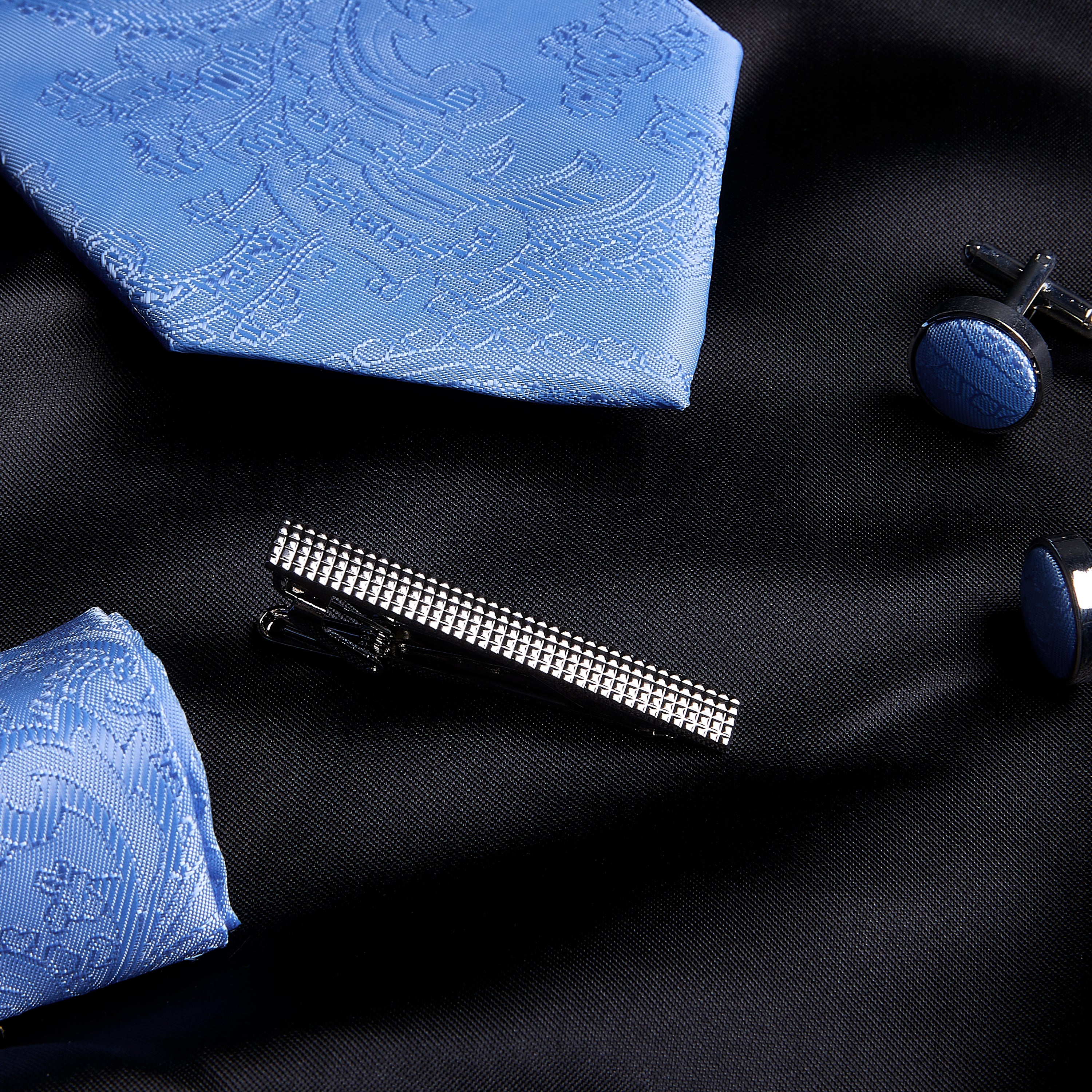 Paul Andrew - Sky Blue Paisley Tie Set