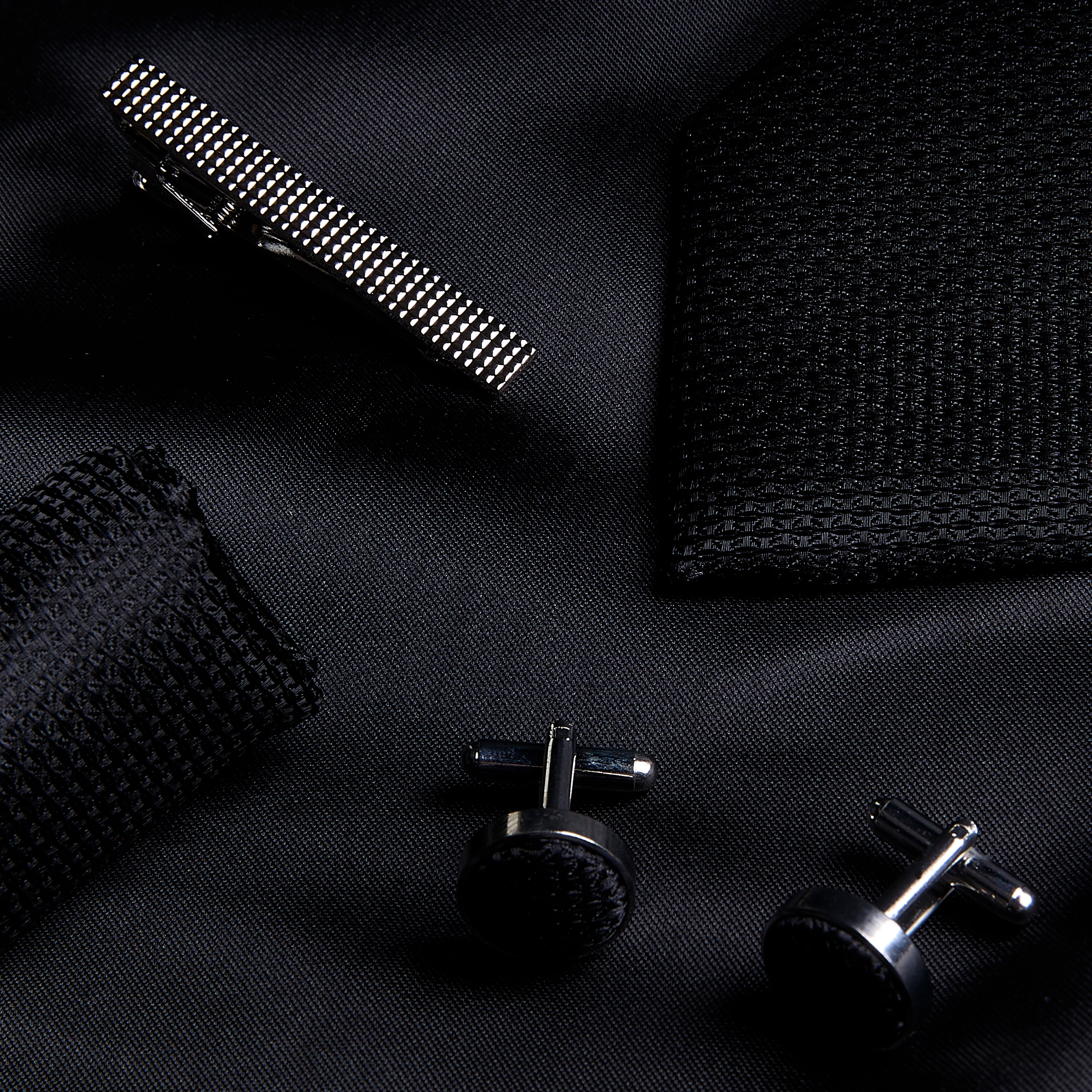 Paul Andrew - Black Textured Tie Set