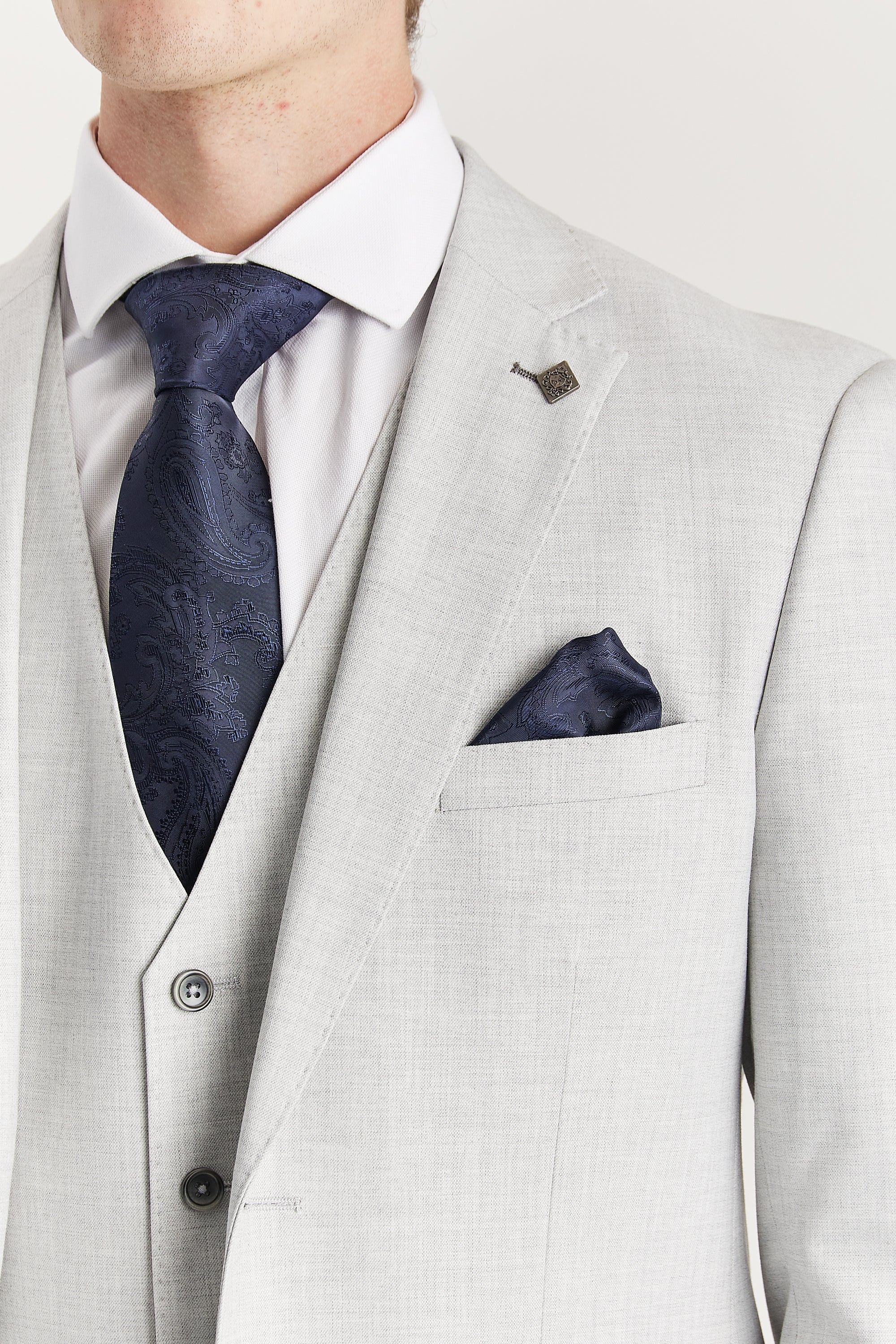 Belmont Silver Men's Three Piece Suit