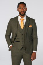 Oscar Green Men's Three Piece Suit