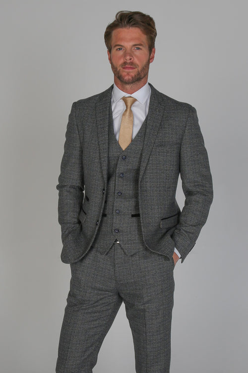 Ralph Navy Men's 3-Piece Suit - A perfect blend of sophistication and style for a timeless and distinguished look.